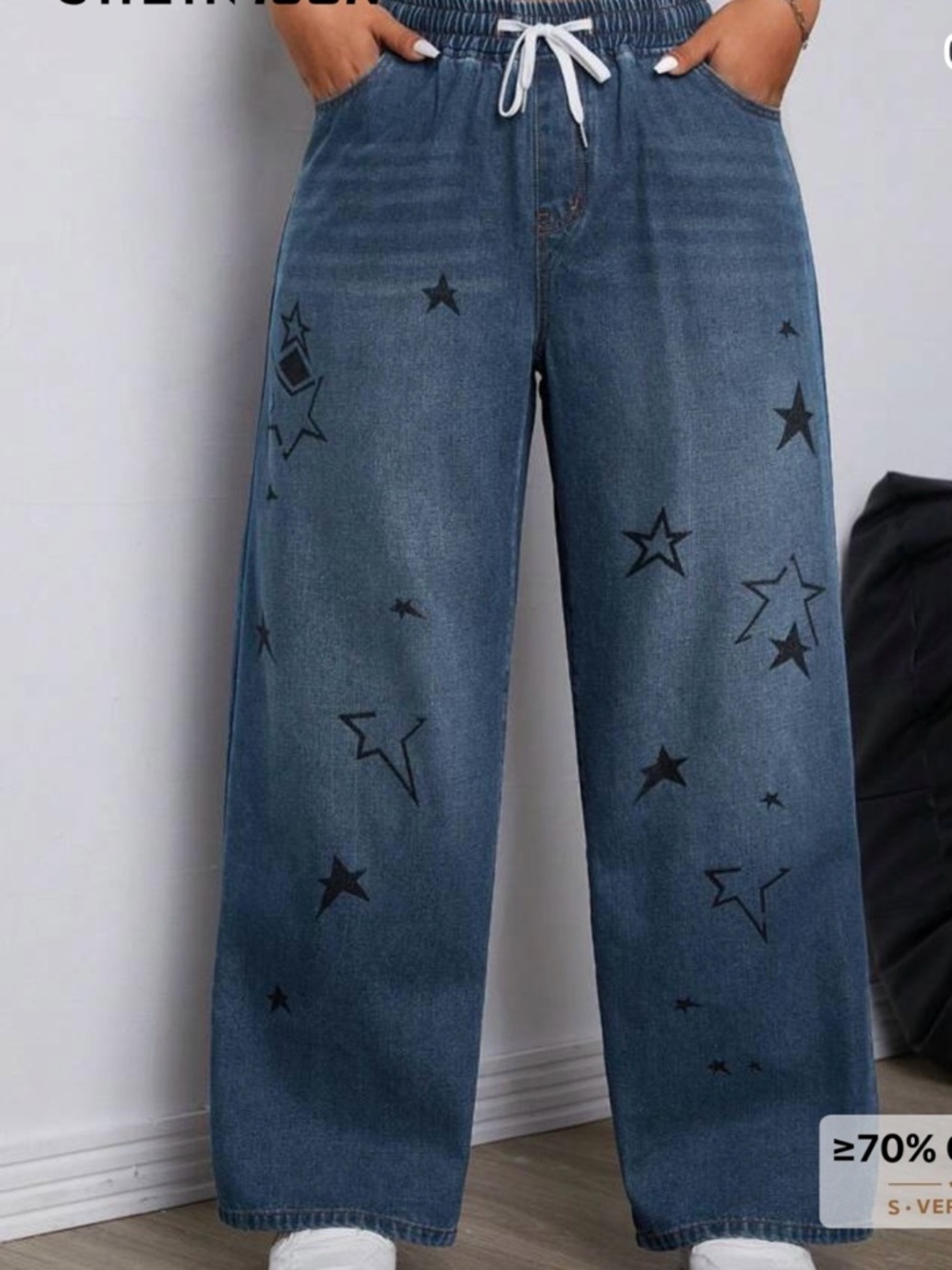 Curve Blue Star-Print Wide Leg Jeans - Picture 2 of 6